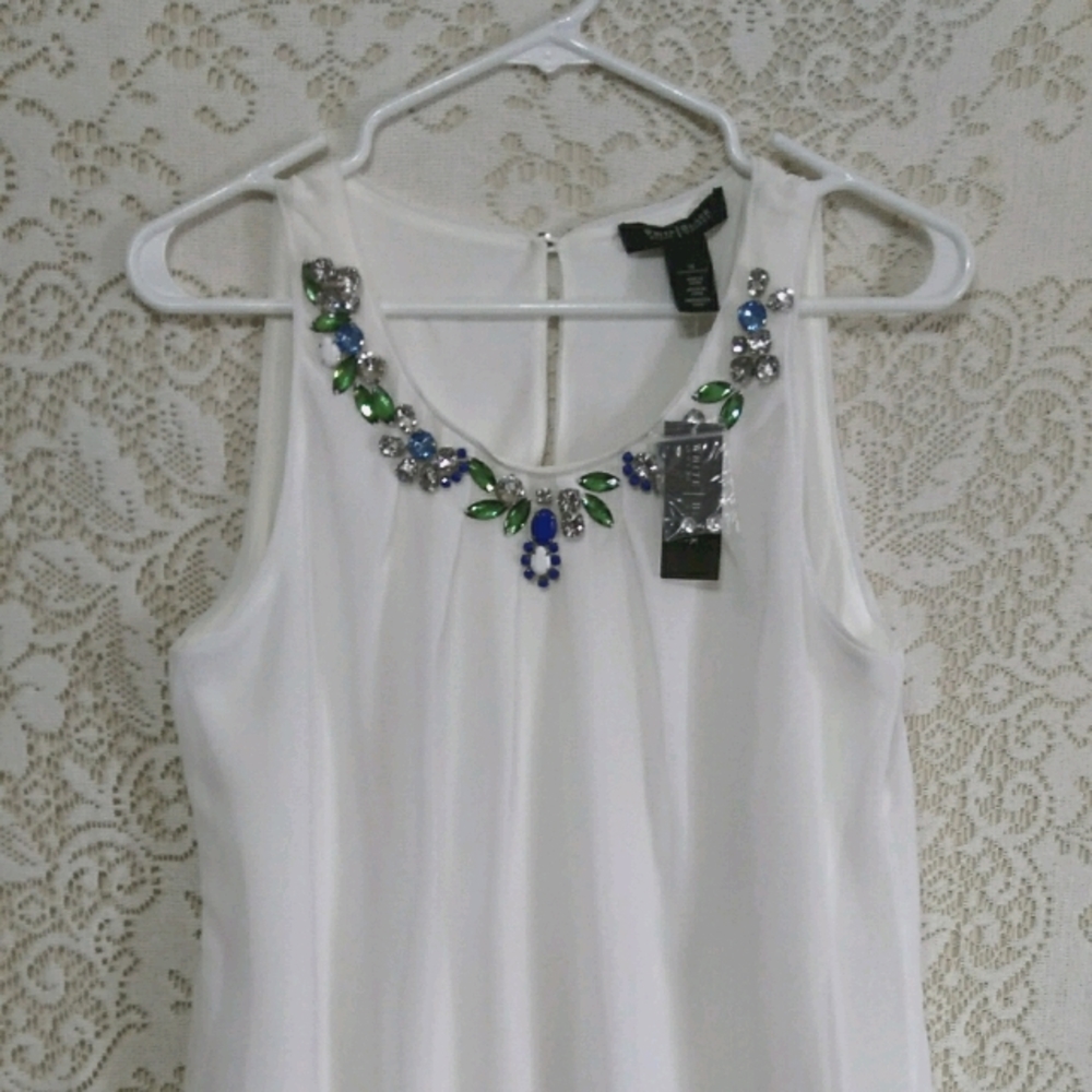 WHITE HOUSE BLACK MARKET White Sheer Jewel Top